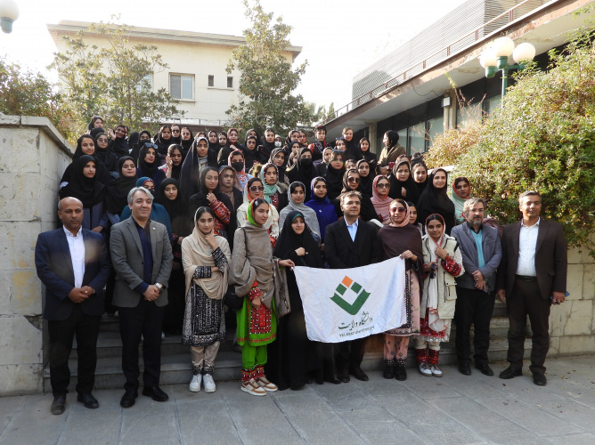 اردوی &quot;روایت تبار&quot; دانشگاه ولایت: پیوند تاریخ، فرهنگ و علم در پایتخت/ دانشجویان با معاونان وزارت علوم و ریاست‌جمهوری دیدار کردند