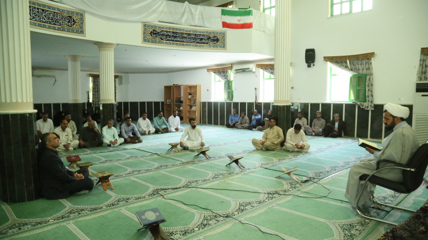 برگزاری مراسم بزرگداشت جانباختگان حادثه بندر شهید رجایی بندر عباس در دانشگاه