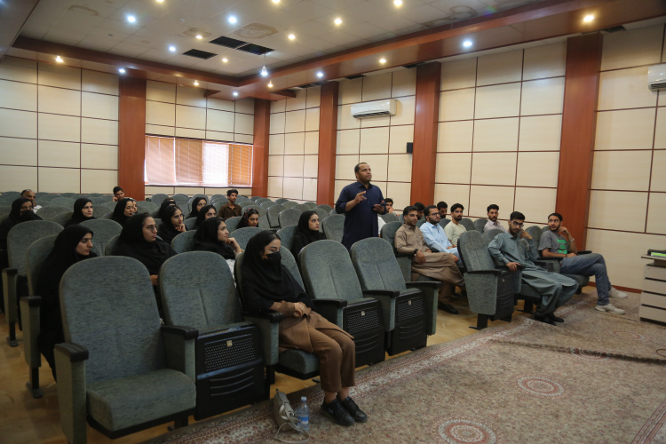 برگزاری کارگاه فن بیان و گویندگی در دانشگاه ولایت