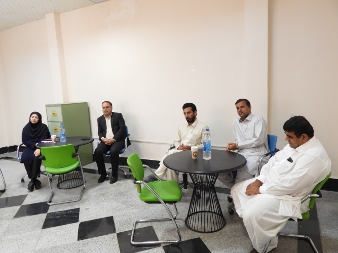 برگزاری نشست تخصصی با حضور مسئولان و فعالان اقتصادی در کلینیک مالیاتی دانشگاه ولایت